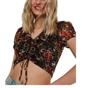 Noisy May Cropped Top Floral Ruched Detail Short Sleeves Black Women's XS NWOT